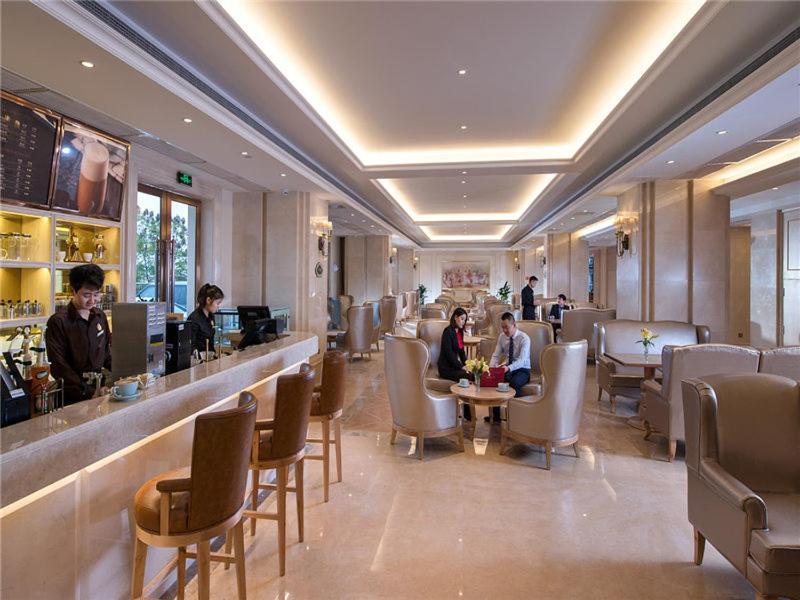 Vienna International Hotel Chong Qing Yu Bei Airport Чунцин Экстерьер фото